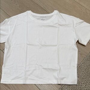 NEW Isa & Ella White Tee XL